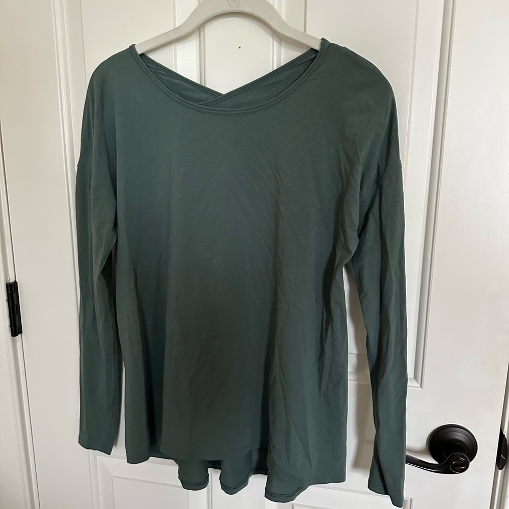 Lululemon Long Sleeve Cross Back Shirt